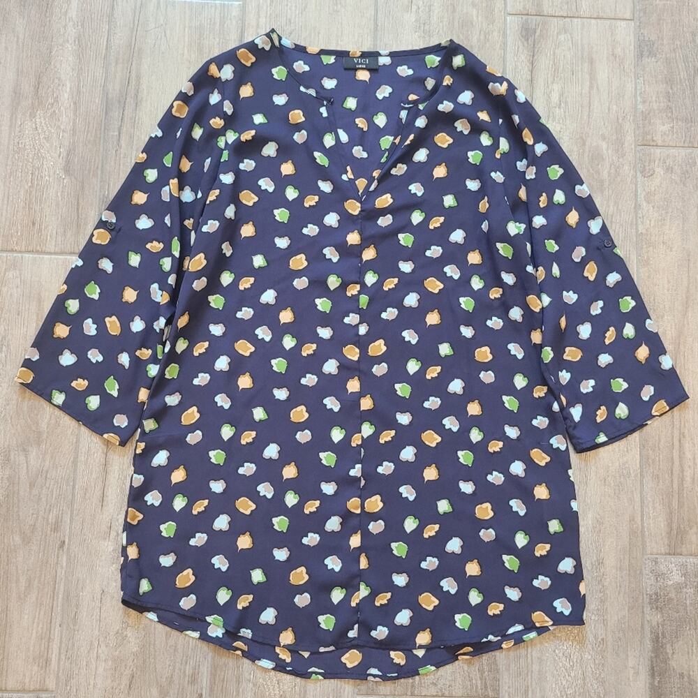 Vici Dress Womens Size Large Sheath Mini Roll‎ Tab Sleeve Navy Blue Leaf Print